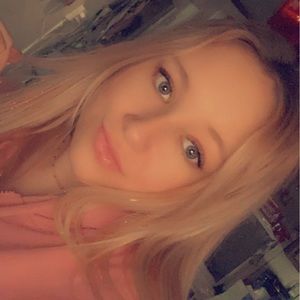 Meet your Posher, Kaylee